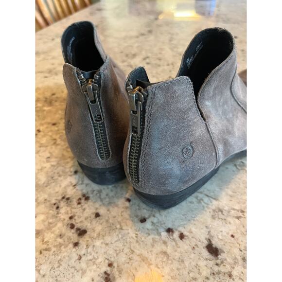 Born Kerri Suede Bootie Gray Size 8 - Picture 4 of 8